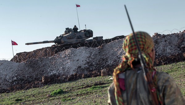 Lính biên phòng Thổ Nhĩ Kỳ nổ súng vào người di cư Syria? Ảnh: AP