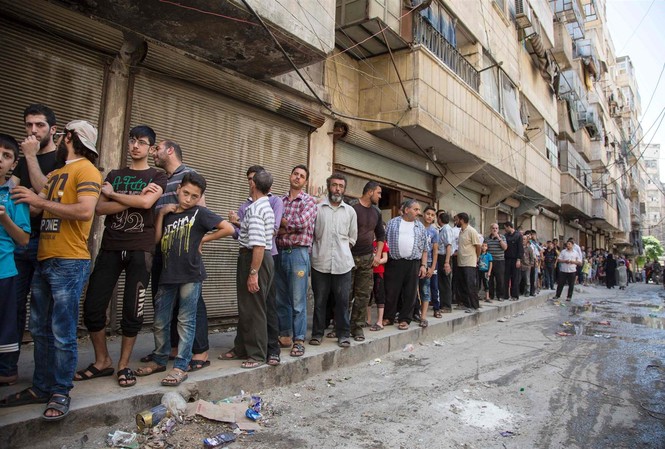 THẾ GIỚI 24H: Syria sơ tán dân thường và quân nổi dậy tại Aleppo Ảnh: NBC News