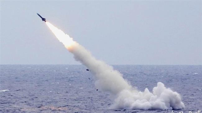 Trung Quốc chế tạo tên lửa YJ-18 sao chép Kalibr lừng danh của Nga Ảnh: Defence