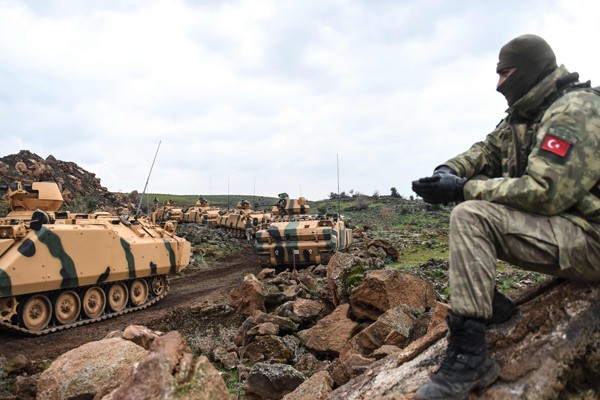 Thổ Nhĩ Kỳ chuẩn bị chiến dịch quân sự phía đông bắc Syria Thổ Nhĩ Kỳ chuẩn bị chiến dịch quân sự phía đông bắc Syria