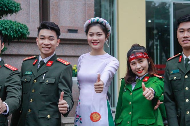 Chủ nhật Đỏ đồng loạt diễn ra ở nhiều tỉnh, thành Chủ nhật Đỏ đồng loạt diễn ra ở nhiều tỉnh, thành