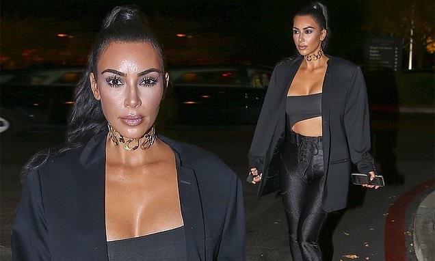 Kim Kardashian diện áo ống gợi cảm ngất ngây Kim Kardashian diện áo ống gợi cảm ngất ngây