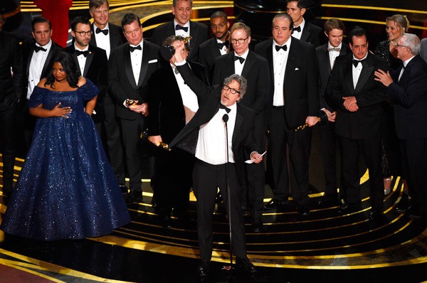 Chi tiết danh sách giải thưởng Oscar 2019 Ekip "Green Book" nhận giải "Phim truyện xuất sắc" tại Oscar 2019