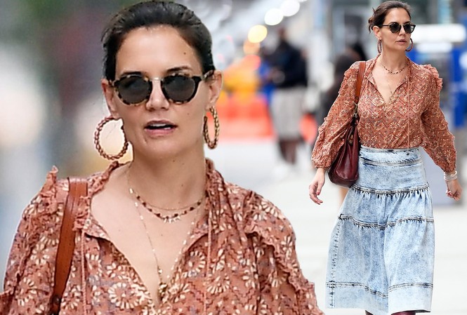 Katie Holmes lại 'mất điểm' với gu ăn mặc kém sang trên phố Katie Holmes lại 'mất điểm' với gu ăn mặc kém sang trên phố