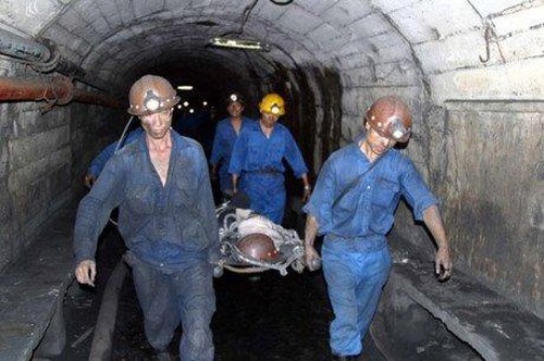 Tai nạn nghiêm trọng ở mỏ than Dương Huy khiến 4 người chết Tai nạn nghiêm trọng ở mỏ than Dương Huy khiến 4 người chết