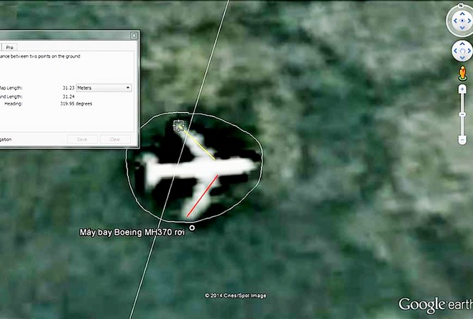 Công an làm việc với 'thánh chém' tìm thấy máy bay MH370 Hình ảnh được cắt từ video của người đàn ông đến cơ quan truyền thông khẳng định anh đã tìm thấy máy bay MH370.