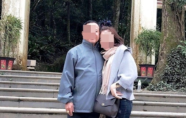 Kỷ luật cảnh cáo Phó bí thư Thành ủy quan hệ bất chính với vợ người khác Ông Phạm Minh Xem trong một lần đi du lịch với bà Ph.
