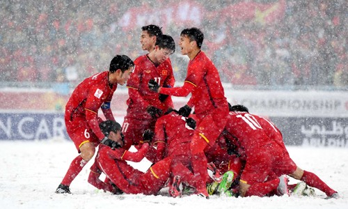 Trao thưởng, giao lưu với các ‘người hùng’ U23 Việt Nam Trao thưởng, giao lưu với các ‘người hùng’ U23 Việt Nam