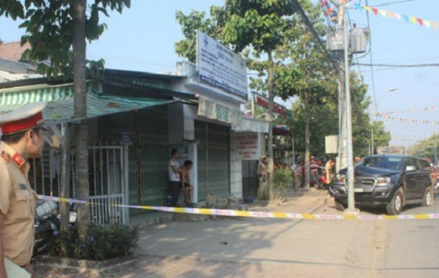 Vụ nhóm buôn lậu tông CSGT: Hoãn xét xử vì nữ bị cáo lại mang thai Hiện trường vụ tai nạn khiến CSGT bị thương nặng