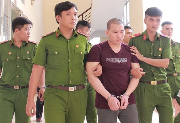 Tử hình kẻ giết tài xế xe ôm cướp tài sản Phi bị tuyên án tử hình về tội giết người cướp tài sản