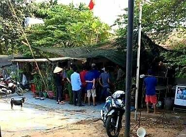 Kinh hãi phát hiện nam công nhân tử vong trong tư thế treo cổ tại nơi làm việc Hiện trường nơi phát hiện nam công nhân treo cổ
