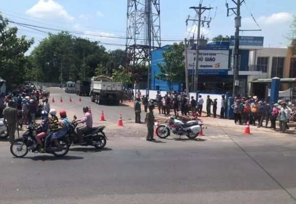 Va chạm với xe ben, 2 phụ nữ chết thương tâm Hiện trường vụ tai nạn