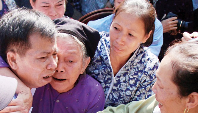 Quyền im lặng giúp giảm oan sai Ông Nguyễn Thanh Chấn (Bắc Giang) trở về sau 10 năm tù oan. Ảnh: Hạ An.