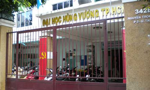 Vẫn lùm xùm ở ĐH Hùng Vương TPHCM ĐH Hùng Vương TPHCM. Ảnh: Dân Trí