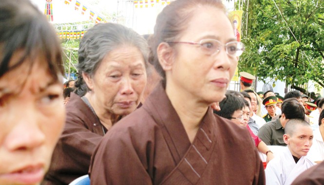 Chậm một bước thoát được tai ương Nỗi đau vẫn dai dẳng với những người có người thân mất vì TNGT. Ảnh: Bảo An.