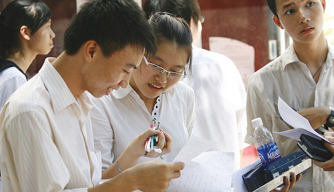 Địa phương có thể tổ chức một cụm thi duy nhất Quy chế thi THPT quốc gia 2016 được cho là tạo nhiều thuận lợi cho thí sinh. Ảnh: Như Ý.