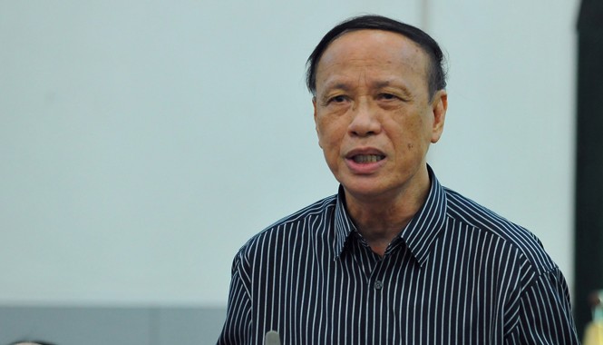 Cử tri cần biết cương lĩnh tranh cử Theo GS Trần Ngọc Đường, quy định hội nghị tiếp xúc cử tri phải do MTTQ tổ chức nhằm ngăn chặn tình trạng dụ dỗ, mua chuộc lá phiếu.