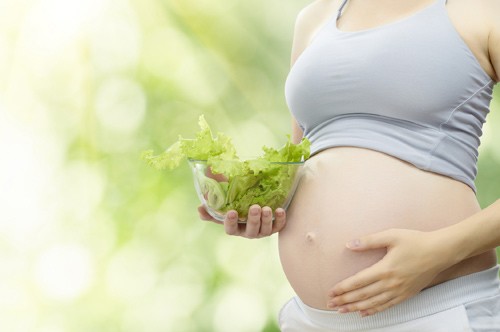 Tăng sinh con để chống già hóa dân số? Ảnh minh họa