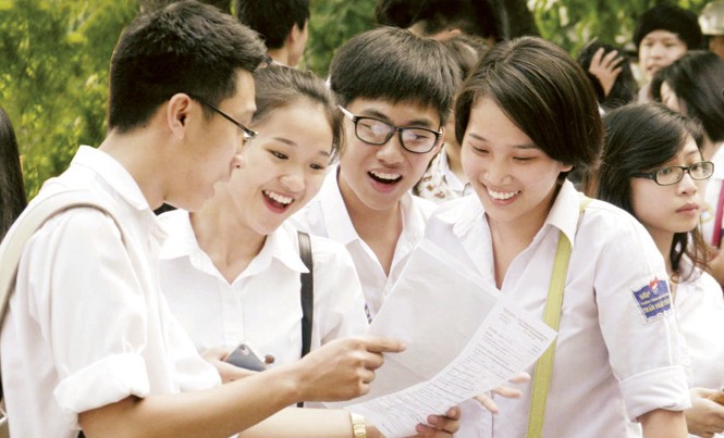 Cả nước xét tuyển một nhóm: Bộ GD&ĐT có vi phạm luật? Cả nước xét tuyển một nhóm: Bộ GD&ĐT có vi phạm luật?