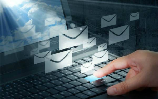 Mạo danh email giám đốc sở chỉ đạo việc dùng sữa Ảnh minh họa