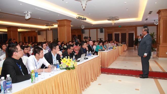 Văn hóa doanh nghiệp: Chuyện nghiêm túc Một cuộc hội thảo về văn hóa doanh nghiệp thu hút đông đảo doanh nhân.