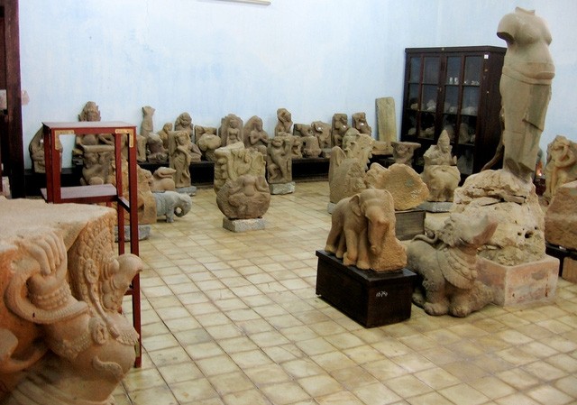 Huế mở cửa trở lại 'kho Chàm' sau hơn 70 năm Kho Chàm tại Bảo tàng Cổ vật Cung đình Huế. Ảnh: Dân Trí