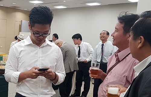 Vụ bổ nhiệm cán bộ 'siêu tốc': Giám đốc Sở Nội vụ Cần Thơ nói gì? Ông Vũ Minh Hoàng (trái)