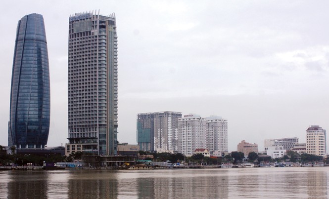 Đà Nẵng phân lô tràn lan Về quy hoạch phát triển đô thị, Đà Nẵng đang đứng trước nguy cơ tụt hậu.