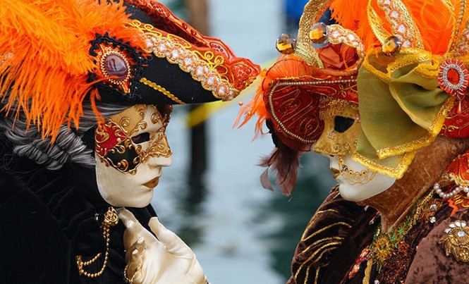 Cấm đeo mặt nạ tại dạ hội hóa trang Venice Cấm đeo mặt nạ tại dạ hội hóa trang Venice