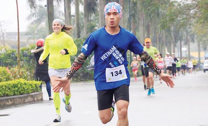 Tăng vọt số lượng VĐV phong trào dự tranh marathon Tăng vọt số lượng VĐV phong trào dự tranh marathon
