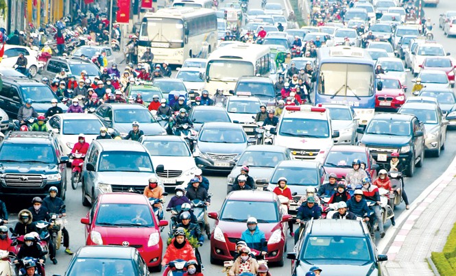 Gần 5 triệu phương tiện “khát” điểm đỗ Hà Nội sẽ làm gì để giải quyết giao thông tĩnh cho hàng triệu phương tiện. Ảnh: Hồng Vĩnh.
