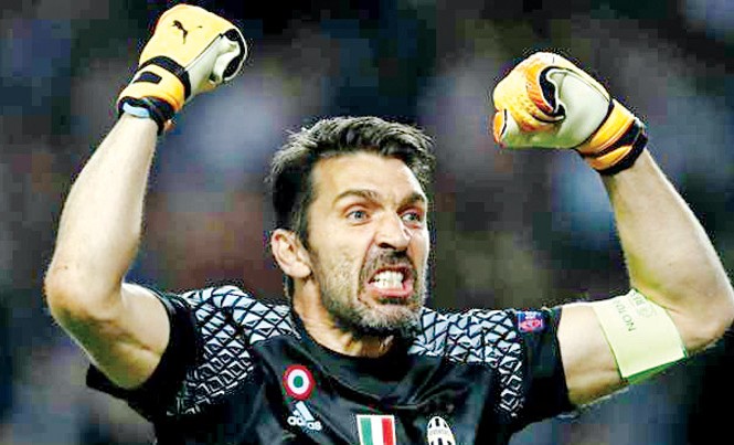 Ấn tượng Buffon Buffon chính là chốt chặn quan trọng nhất giúp Juventus thăng hoa trên đấu trường châu Âu mùa này. Ảnh: GETTY IMAGES.