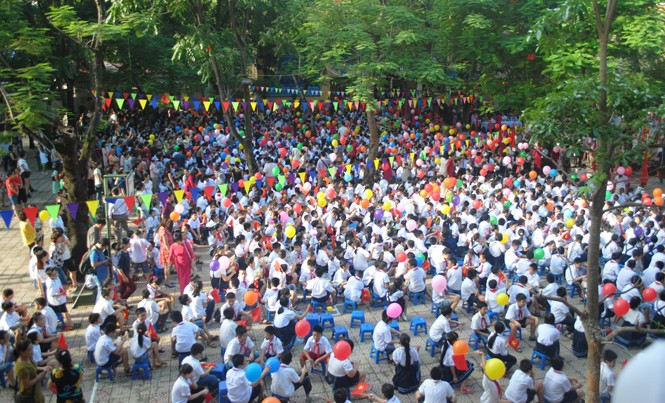 Dân số tăng nhanh, trường học Hà Nội quá tải Nhiều quận huyện của Hà Nội thiếu trường học do dân số cơ học tăng nhanh.