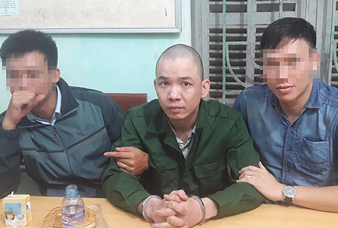 Tạm giữ 3 người che giấu tử tù Nguyễn Văn Tình Nguyễn Văn Tình sau khi bị cảnh sát bắt giữ.