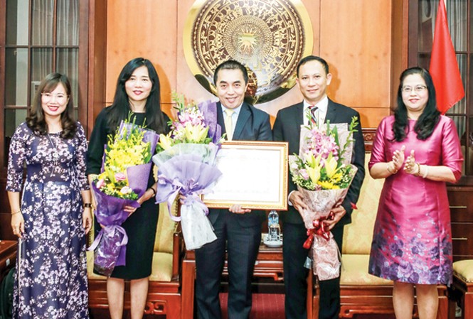 Chăm sóc sức khỏe người dân cần những doanh nghiệp tiên phong Chăm sóc sức khỏe người dân cần những doanh nghiệp tiên phong