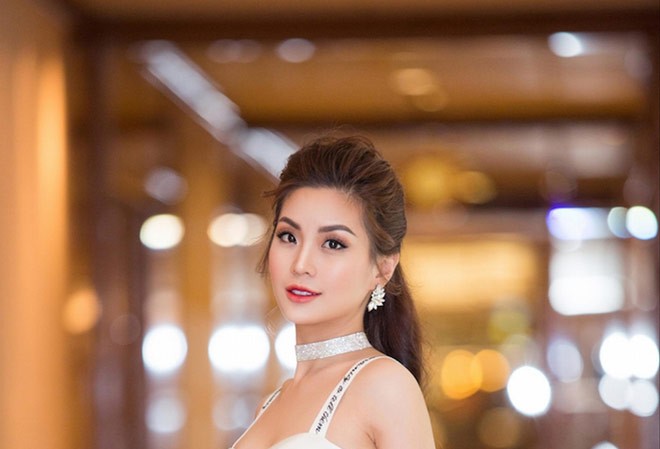 Á hậu Diễm Trang: Thích đội tuyển Anh vì ngưỡng mộ David Beckham Diễm Trang.