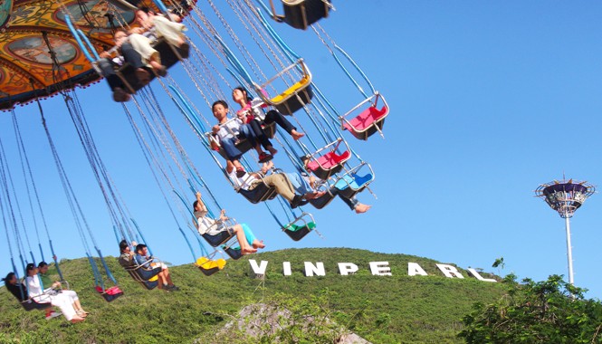 30/4 - 1/5, Nha Trang đón khoảng 107.000 khách Khách đi chơi du lịch ở Nha Trang. Ảnh: Hồng Vĩnh