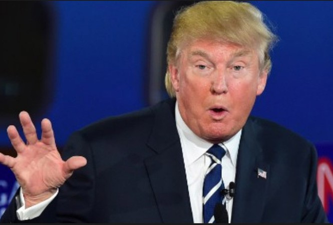 Donald Trump bị chỉ trích vì nói ông Obama là người Hồi giáo Donald Trump bị chỉ trích vì nói ông Obama là người Hồi giáo