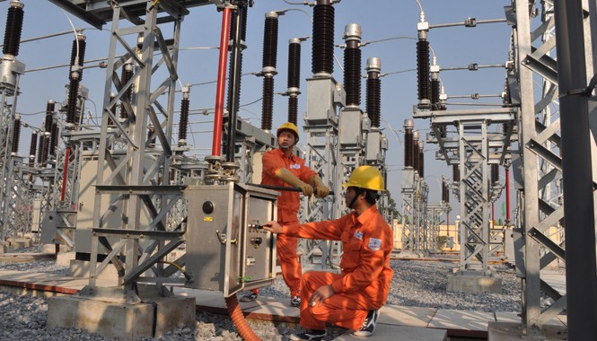 Rút ngắn thời gian tiếp cận điện năng cho khách hàng Không chỉ thực hiện bằng lời hứa Từ 1/9, khách hàng đấu nối vào lưới điện trung áp của ngành điện sẽ chỉ còn mất 10 ngày