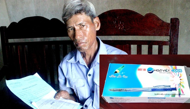 Đủ chiêu lừa đảo dân nghèo Ông Hùng với bản hợp đồng lừa đảo (ảnh lớn); Hộp bút giá 100 nghìn đồng (ảnh nhỏ). Ảnh: H.T