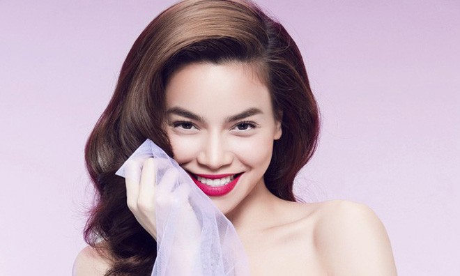 Hà Hồ: Dại, khôn với bánh vàng Hà Hồ: Dại, khôn với bánh vàng