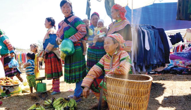 Chợ phiên Tây Bắc trên Tây Nguyên Bán của nhà trồng.