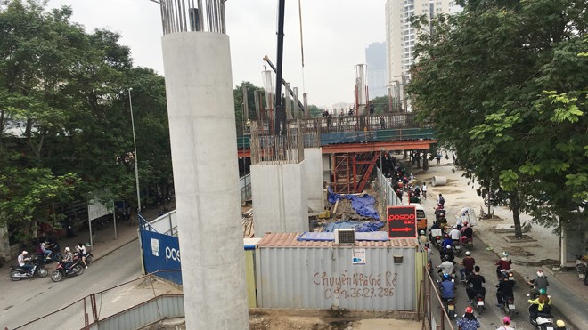 Đường sắt Nhổn-ga Hà Nội lỡ hẹn thêm 1 năm Dự án đường sắt Nhổn-ga Hà Nội ngoài bị chậm hơn 2 năm còn đội giá trên 78%. Ảnh: Anh Trọng