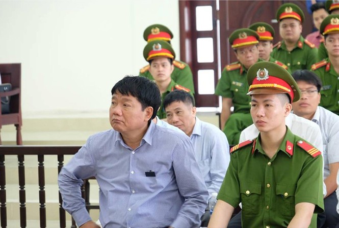 Rút kháng cáo, Trịnh Xuân Thanh được đình chỉ xét xử Ông Đinh La Thăng tại tòa ngày 7/5.