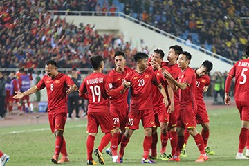 'Tuyệt vời quá, Việt Nam ơi!' Các cầu thủ Việt Nam ăn mừng bàn thắng