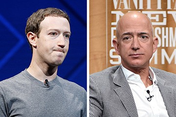 Kẻ ăn không hết, người lần chẳng ra Mark Zuckerberg (trái) và Jeff Bezos, hai trong số những người giàu nhất hành tinh. Ảnh: time.com