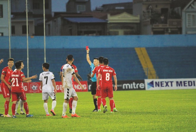 Trọng tài VFF và công nghệ VAR Trọng tài VFF và công nghệ VAR