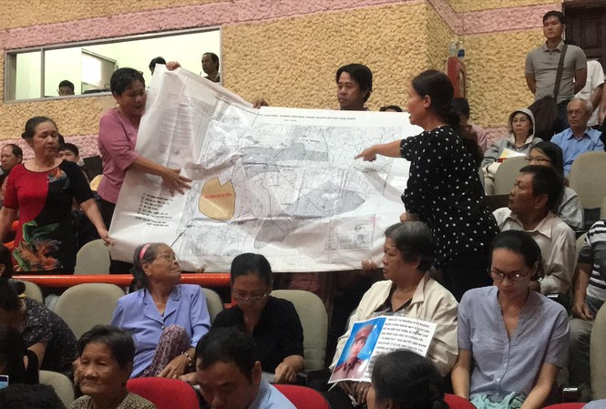 Bí thư TPHCM nêu câu hỏi vì sao dự án lớn không vào thành phố Sai phạm trong quá trình triển khai dự án khu đô thị mới Thủ Thiêm gây khiếu nại kéo dài và làm các cuộc tiếp xúc cử tri quận 2 luôn “nóng”