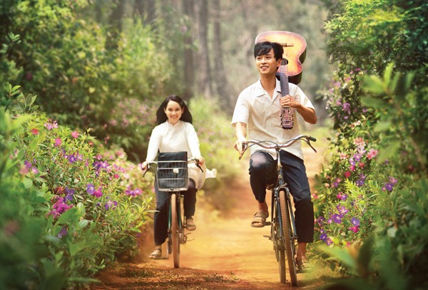 Nguyễn Nhật Ánh: Với cảm xúc, thời gian bất lực Hình ảnh trong trailer “Mắt biếc” đốn tim khán giả