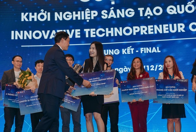 Làn sóng đầu tư khởi nghiệp từ nước ngoài đổ bộ vào Việt Nam Startup Abivin nhận giải nhất Cuộc thi tài năng khởi nghiệp sáng tạo quốc gia 2018 tại Techfest 2018. Abivin sau đó đại diện Việt Nam tham dự Startup World Cup thế giới tại Hoa Kỳ và giành chức vô địch